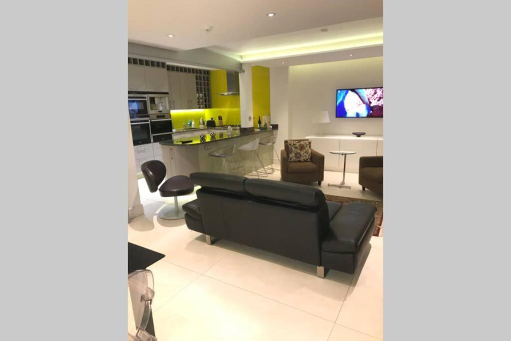 Marylebone Mayfair Hyde & Regents Park W1 London Exterior photo